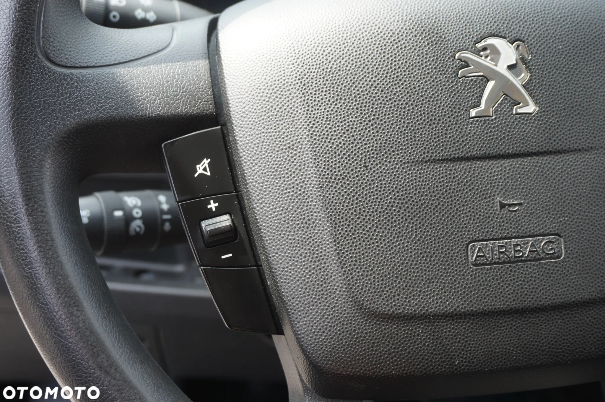 Peugeot BOXER VAN WZMOCNIONY HAK 3t. DMC.z.poj. 6500kg - 31