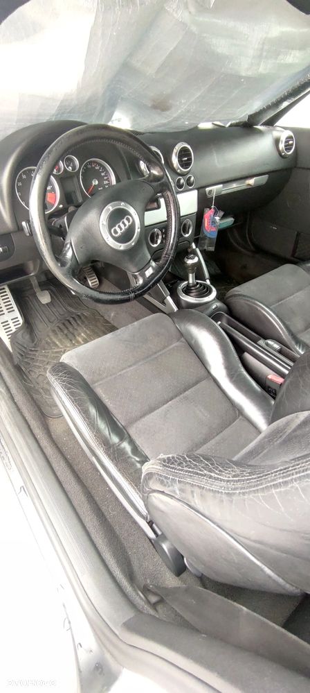 Audi TT Coupé 1.8T - 21