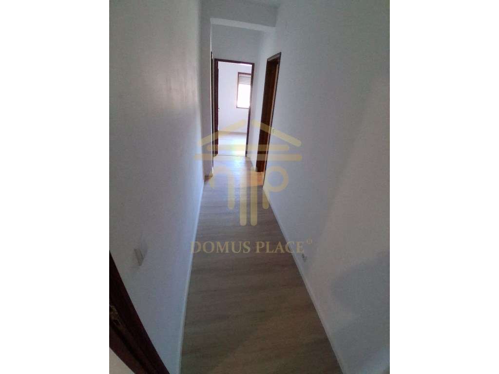 T2 em Baguim do Monte com lugar de garagem - Junto ao Metro da Camp... - Grande imagem: 5/16