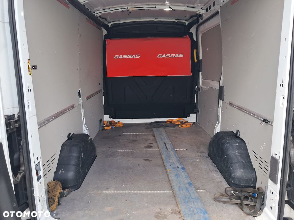 Ford TRANSIT - 3