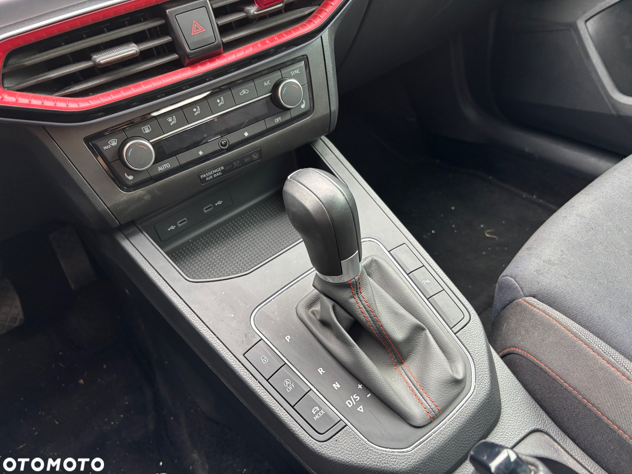 Seat Ibiza 1.0 TSI S&S DSG FR Pro Black Edition - 30