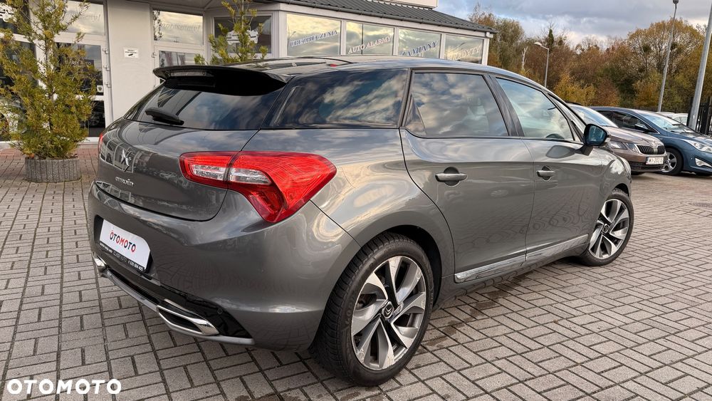 Citroën DS5 HDi 165 SportChic - 2