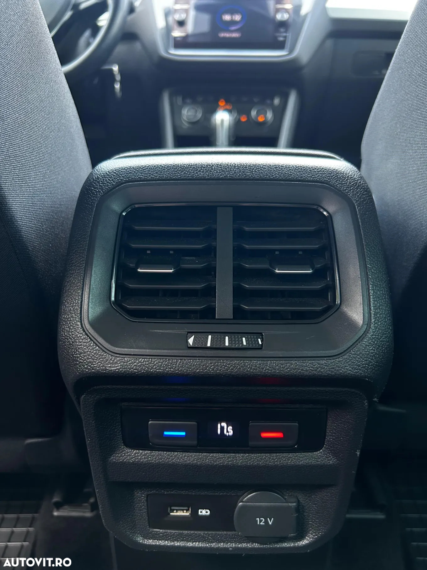 Volkswagen Tiguan 2.0 TDI DPF DSG Comfortline - 16
