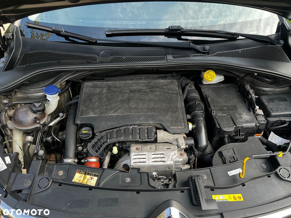 Citroën C3 1.2 PureTech GPF Shine S&S EAT6 - 23