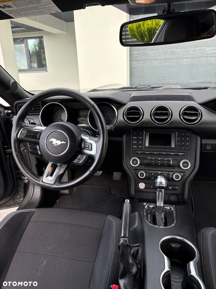 Ford Mustang 3.7 V6 - 4