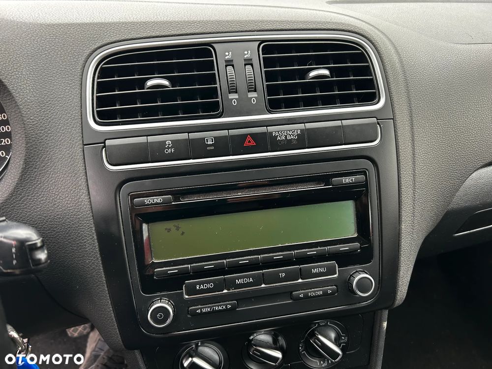 Volkswagen Polo - 14