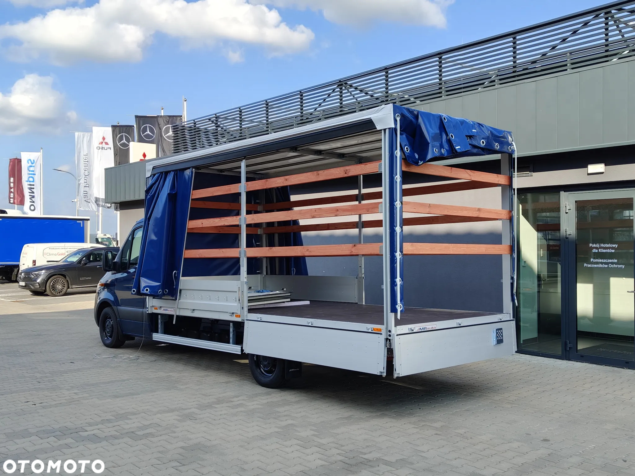 Mercedes-Benz Sprinter - 3