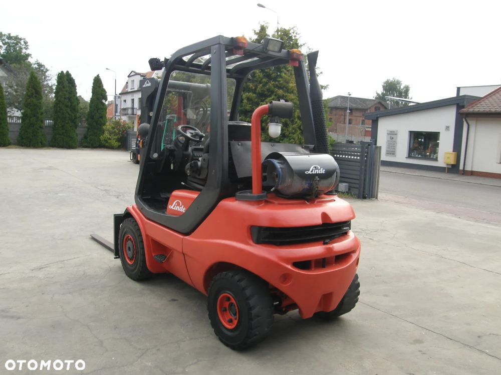Linde H25T-03 TRIPLEX 4,60 z Niemiec - 4