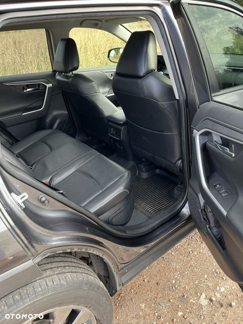 Toyota RAV4 - 7