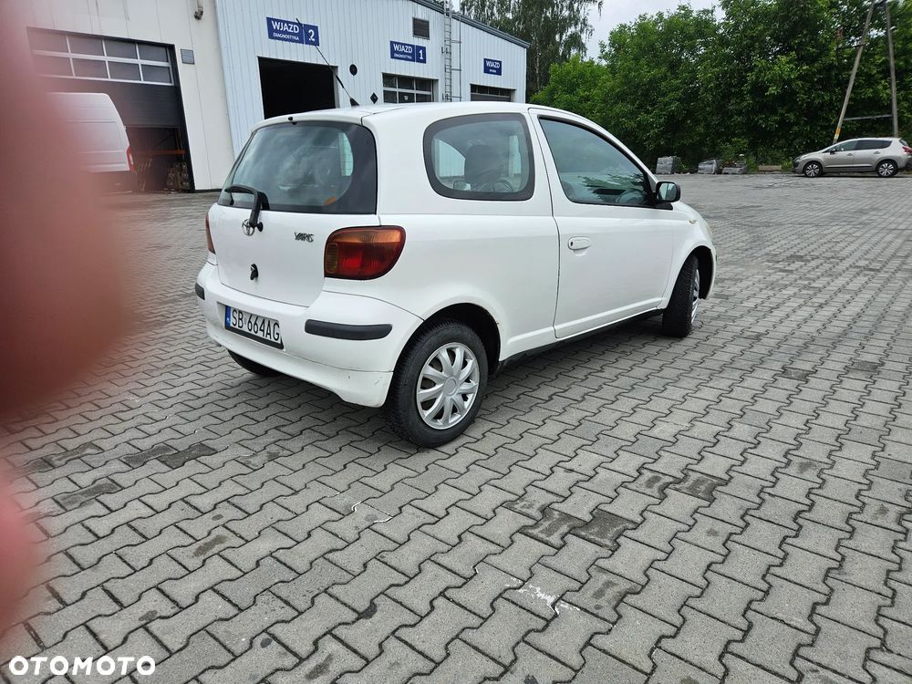Toyota Yaris - 3