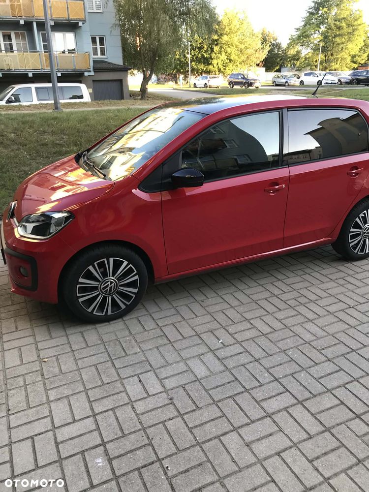 Volkswagen up! 1.0 Black Style - 3