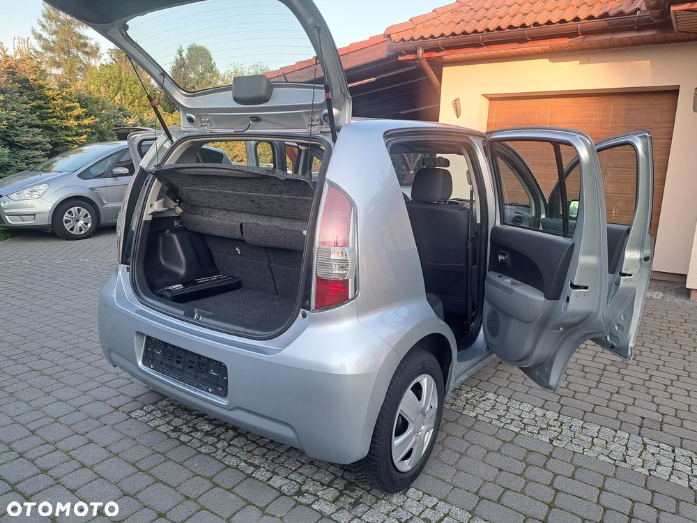 Daihatsu Sirion 1.0 - 30