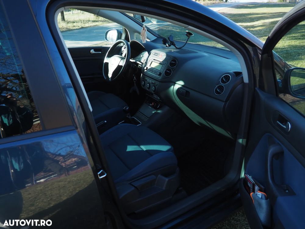 Volkswagen Golf Plus - 17