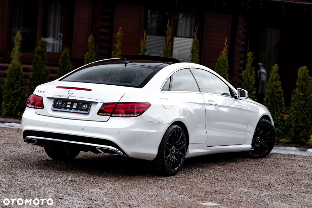 Mercedes-Benz Klasa E 250 7G-TRONIC - 13