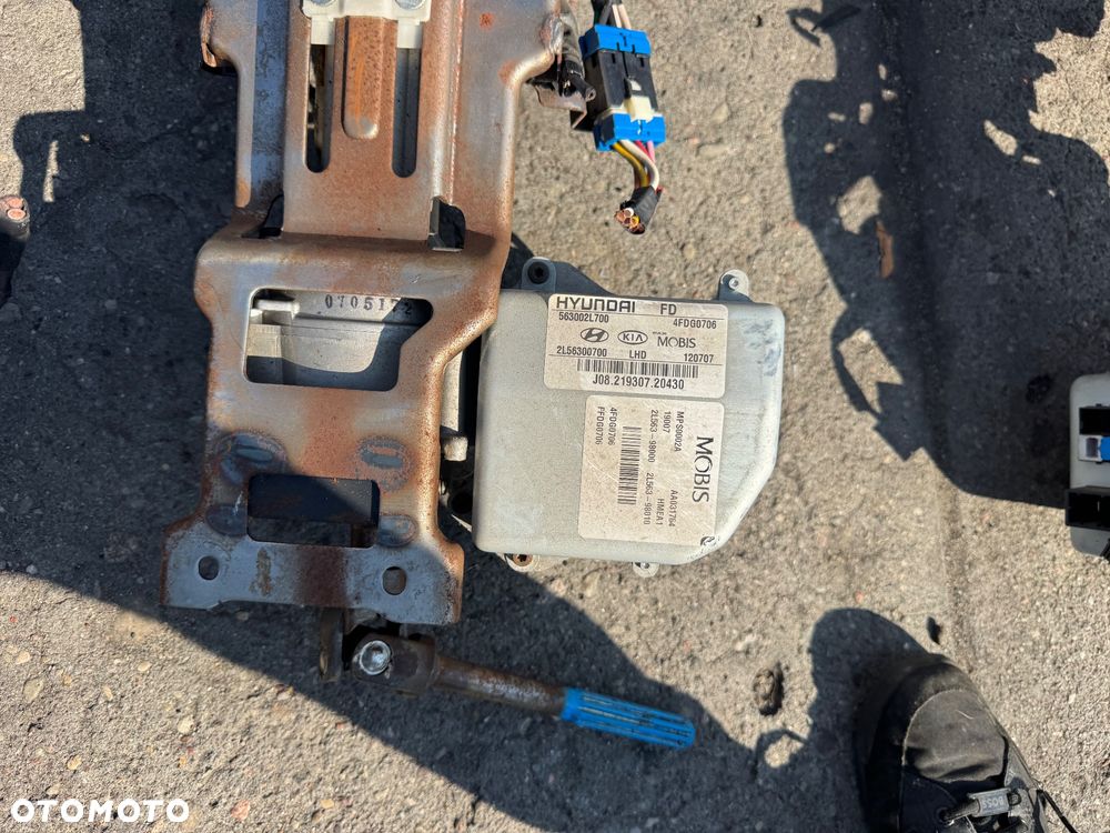 Hyundai i30 wspomaganie elektryczne kolumna kierownicza elektryczna - Kia Cee'd (2006-2012)  - Kia Soul (2008-2013)  - Kia Venga (2009-2019) 563002L600  2L56300600  4FDG0706  563002L700  4FDI0711  2L56300700   - Hyundai i30 (2007-2012) - 6