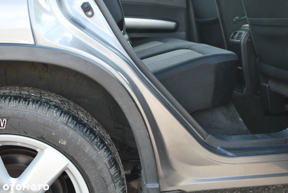 Nissan X-Trail 2.0 dCi 4x4 DPF LE - 25