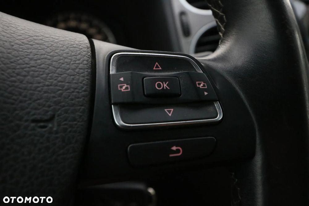 Volkswagen Golf Plus 1.6 TDI Highline - 40