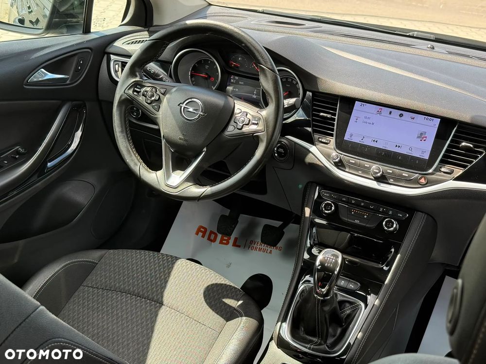 Opel Astra 1.4 Turbo Innovation - 9