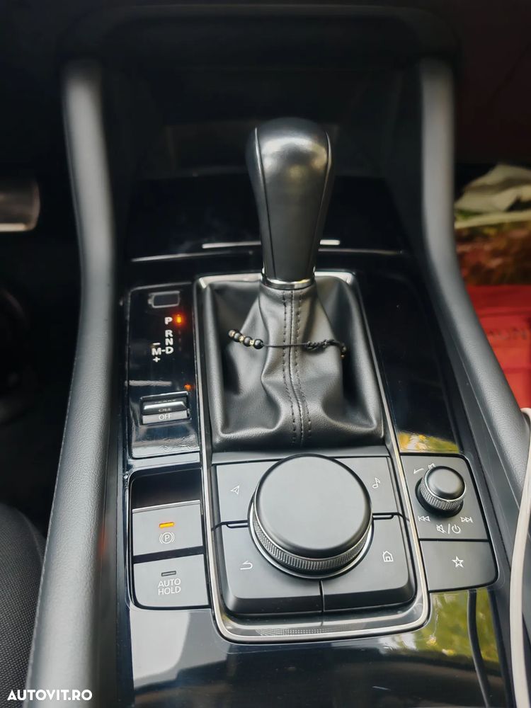 Mazda 3 e-Skyactiv X186 AT MHEV GT+ - 9