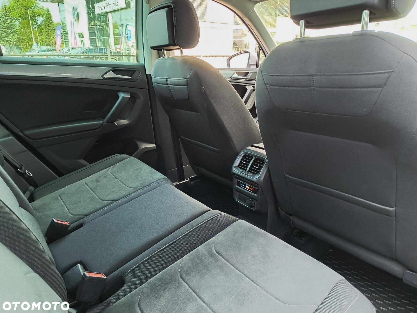 Volkswagen Tiguan 2.0 TDI SCR Life - 23