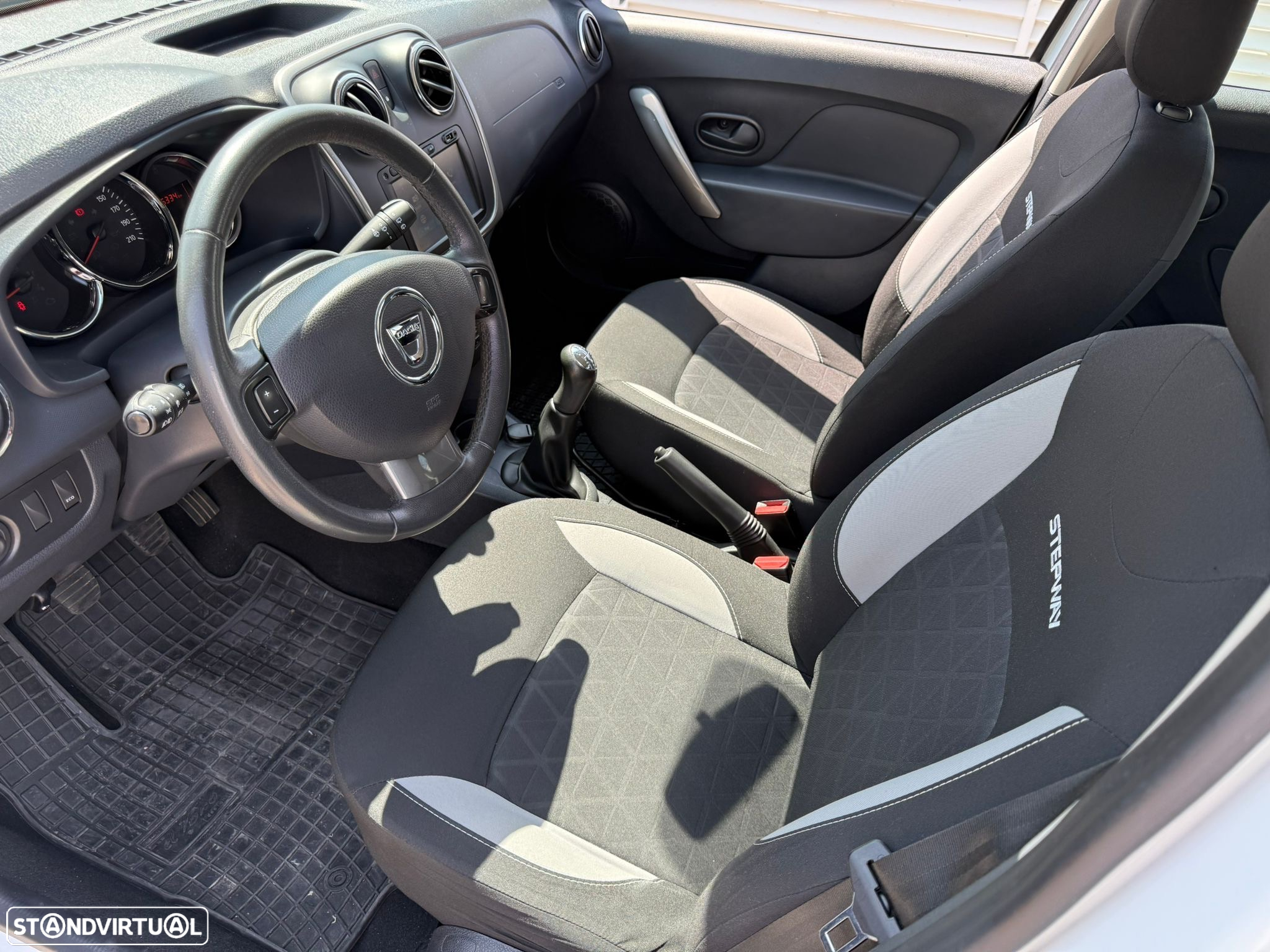 Dacia Sandero 0.9 TCe Stepway - 5