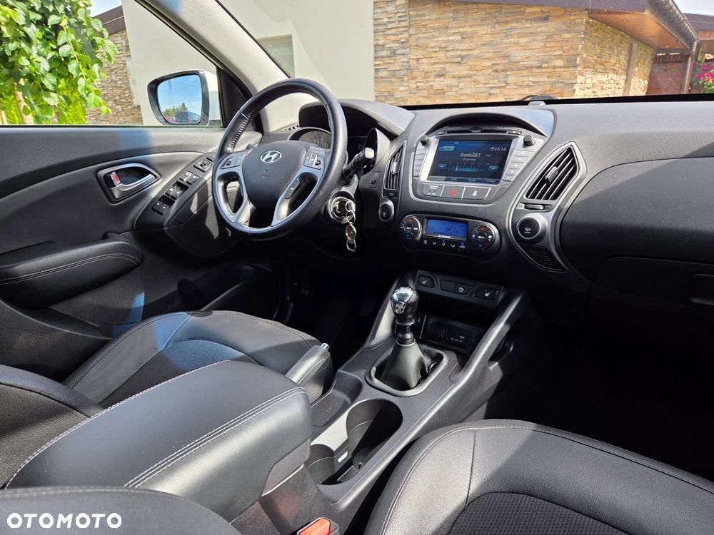 Hyundai ix35 blue 1.6 2WD Finale Gold - 26