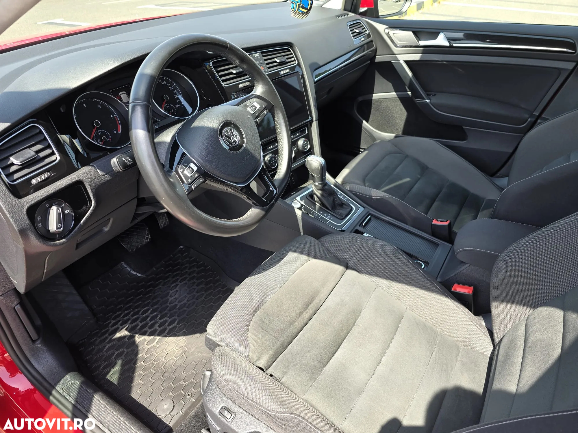 Volkswagen Golf 2.0 TDI DSG Highline - 4