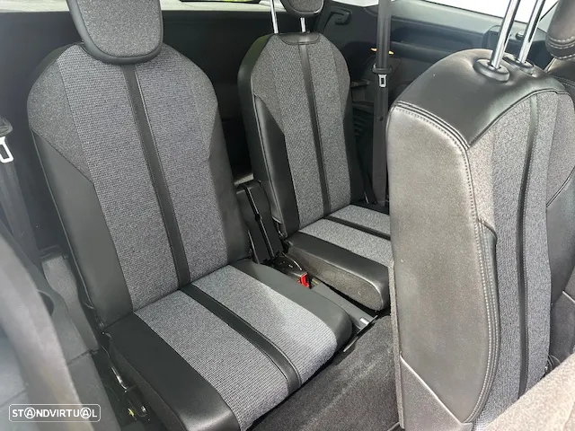 Peugeot 5008 1.5 BlueHDi Allure Pack EAT8 - 15