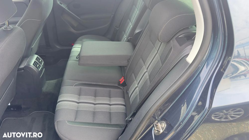 Volkswagen Golf 1.2 TSI DSG MATCH - 24