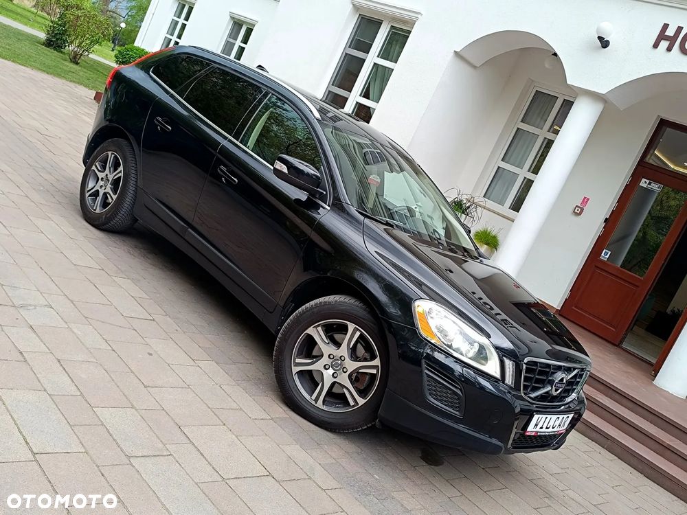 Volvo XC 60 D4 Geartronic Momentum - 11