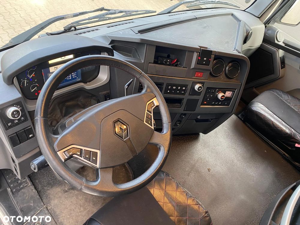 Renault T460 X-LOW / MEGA (LOW DECK) - 22