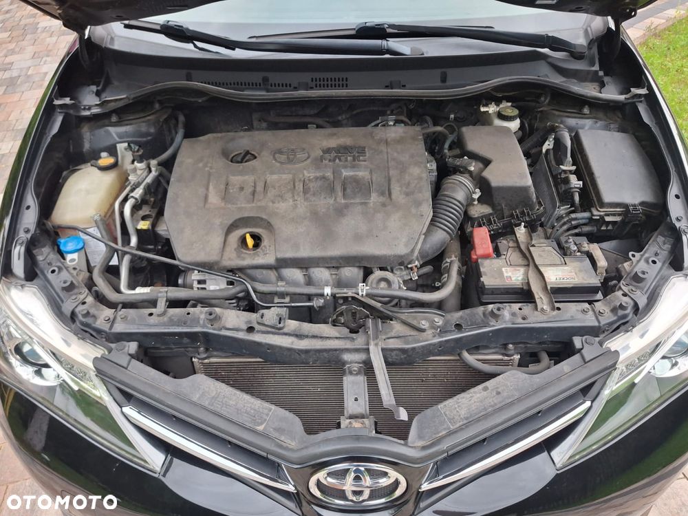 Toyota Auris 1.6 Valvematic Executive - 29