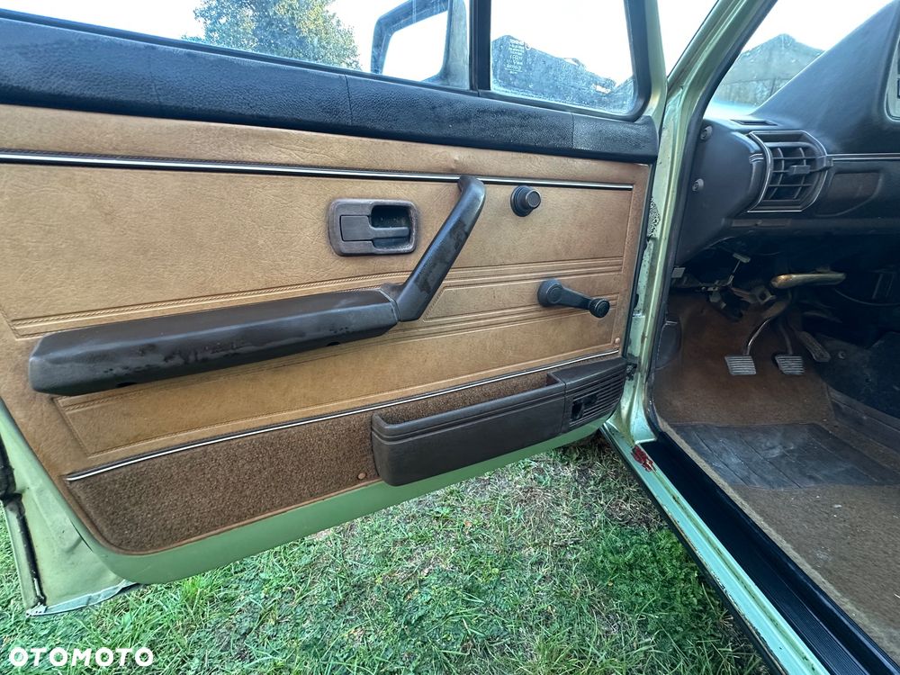 Volkswagen Jetta - 12