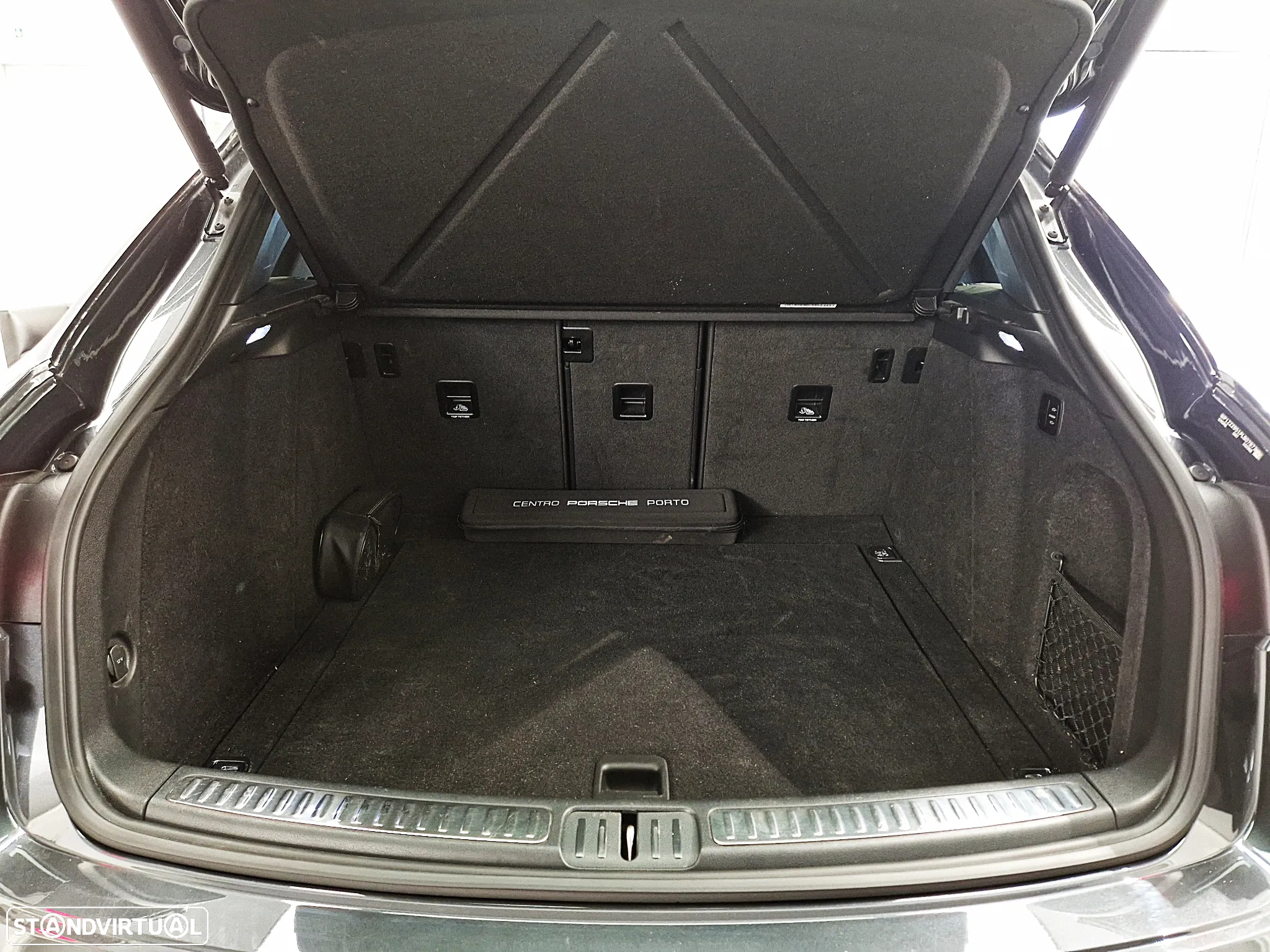 Porsche Macan Standard - 31