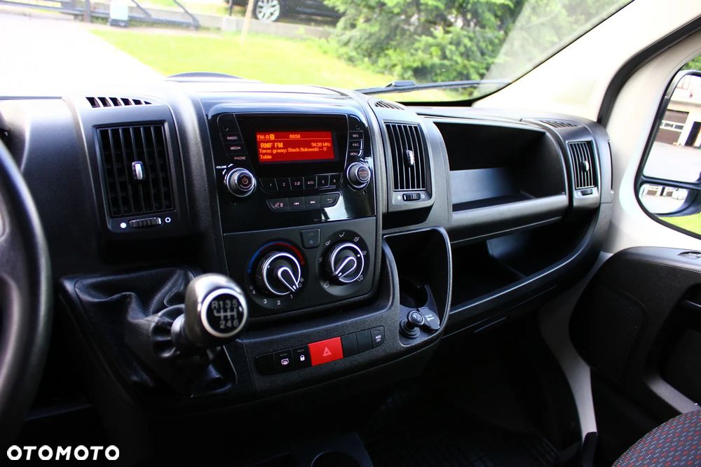 Peugeot BOXER 2.2 HDI 165KM BRYGADÓWKA 7 OSOBOWA +PAKA Z PLANDEKĄ - 19
