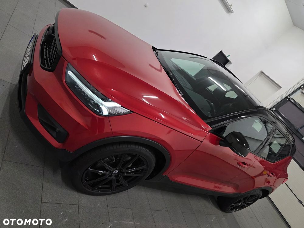Volvo XC 40 D4 AWD R-Design - 4