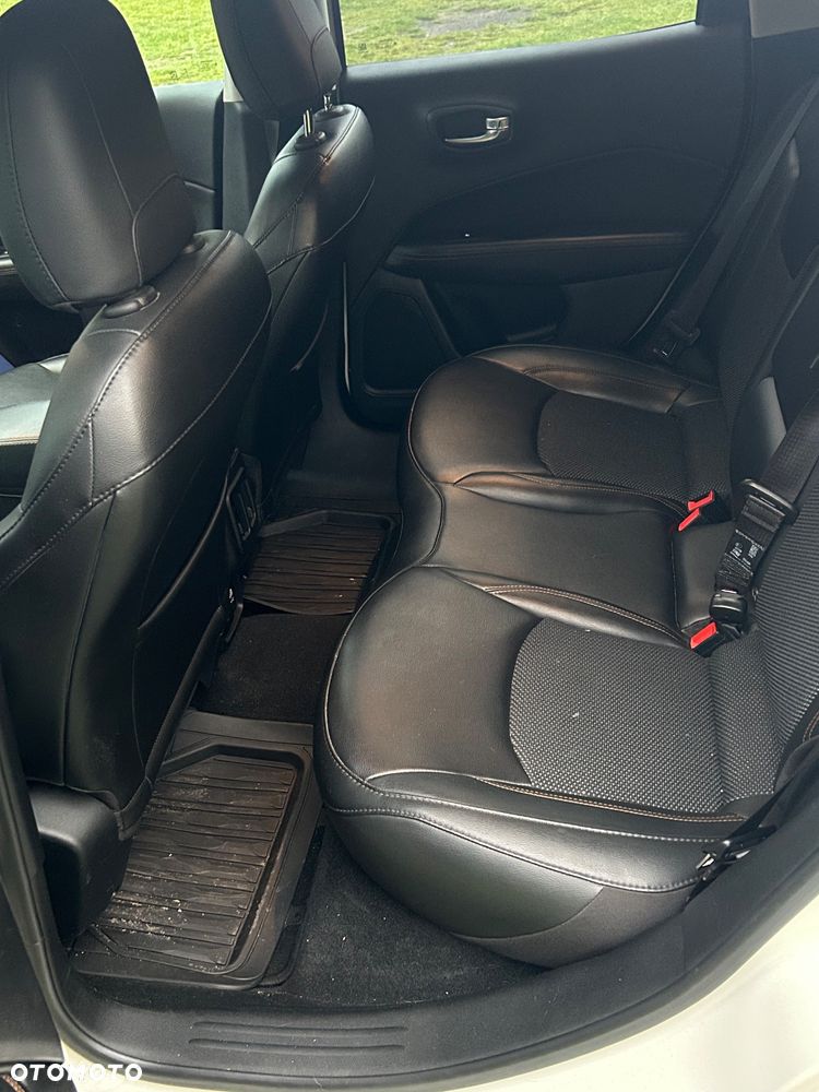 Jeep Compass 1.4 TMair Limited 4WD S&S - 8
