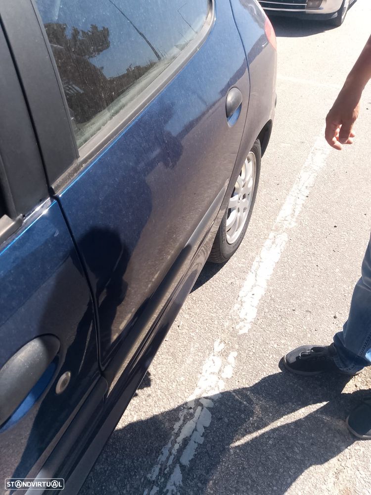 Peugeot 206 1.1 Color Line - 5