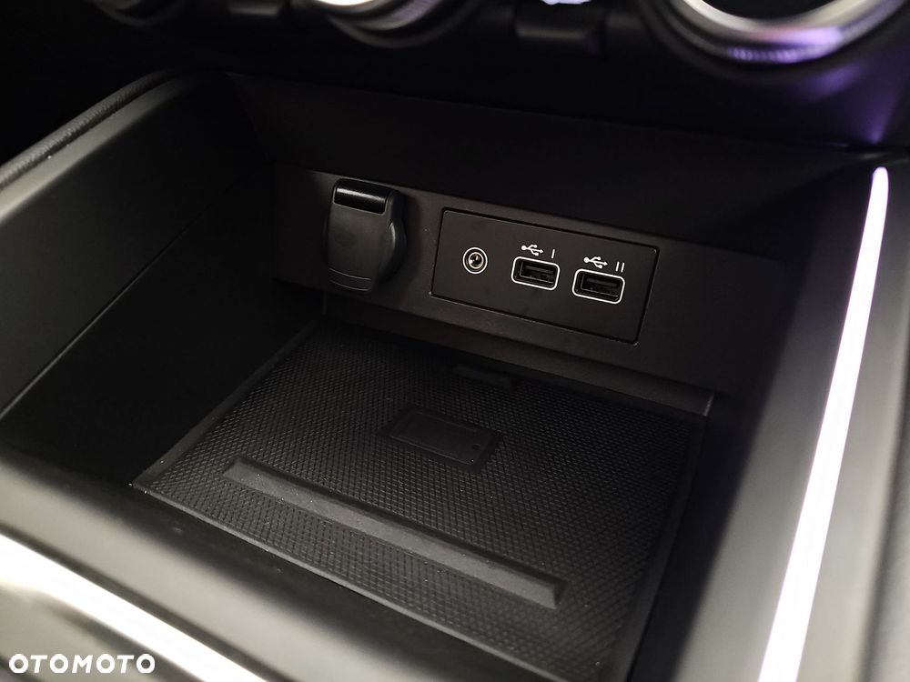 Renault Clio 1.0 TCe Techno Xtronic - 19