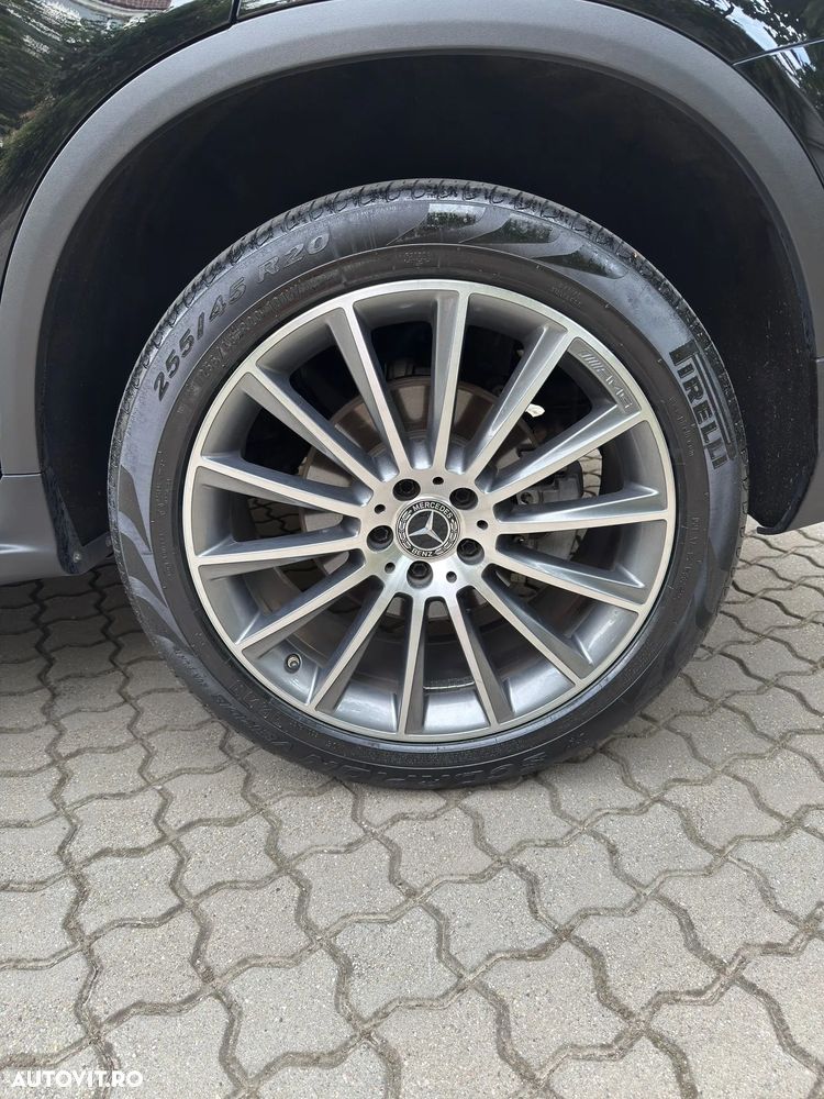 Mercedes-Benz GLC 300 4MATIC 9G-TRONIC AMG Line - 8