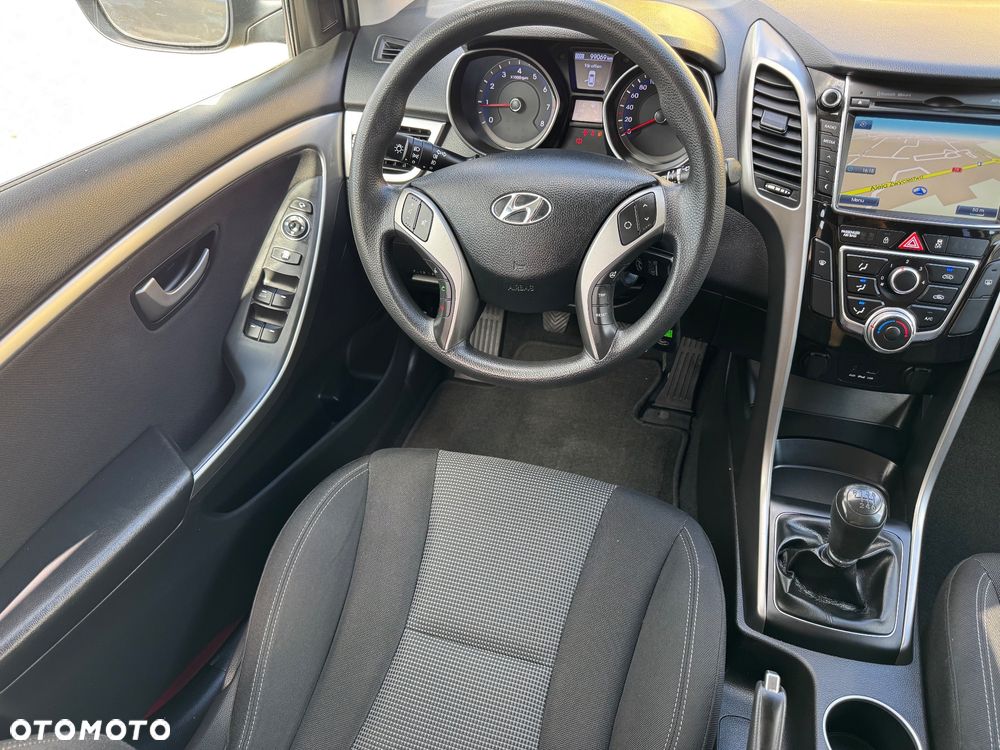 Hyundai i30 1.4 Premium - 25