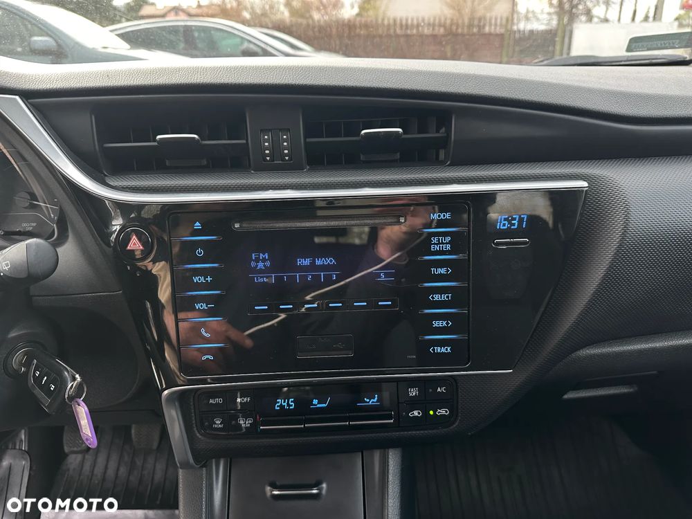 Toyota Auris - 30