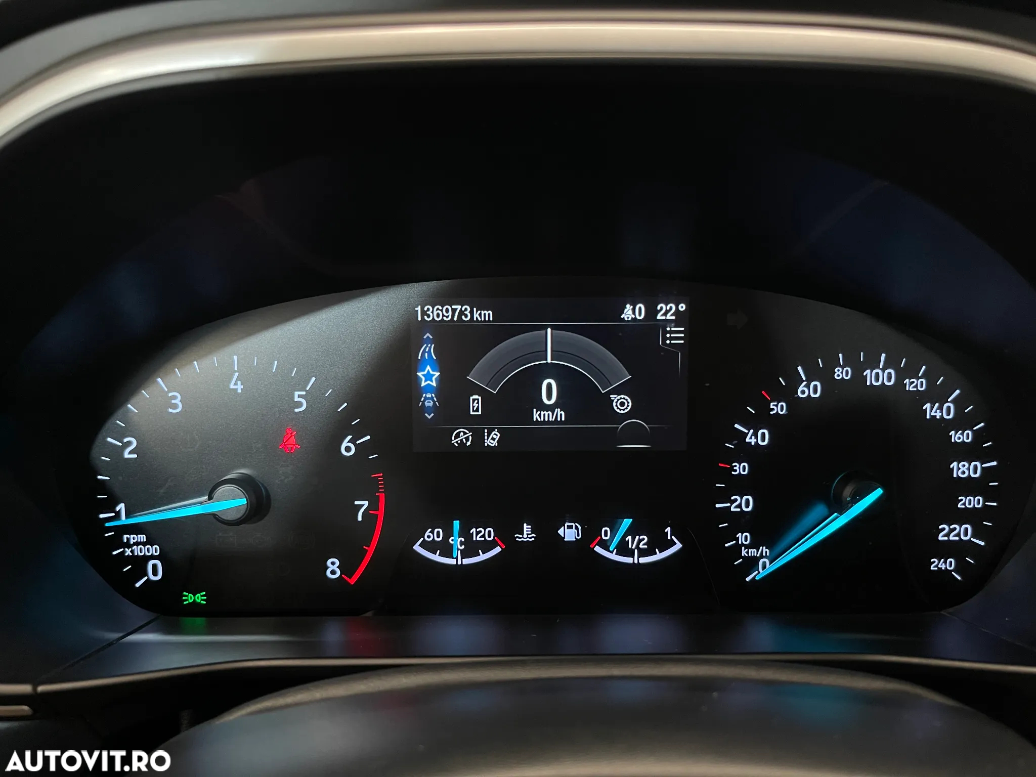 Ford Focus 1.0 EcoBoost MHEV Connected - 28