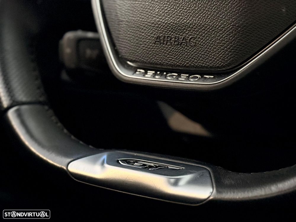 Peugeot 3008 1.6 Hybrid GT Pack e-EAT8 - 17
