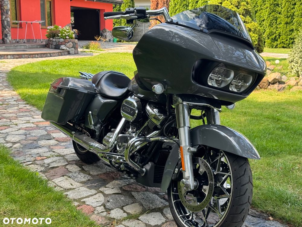Harley-Davidson Touring Road Glide - 35