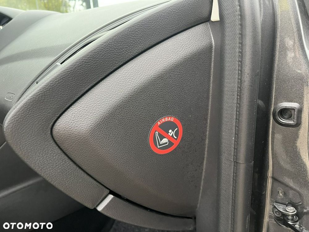 Ford Focus - 23