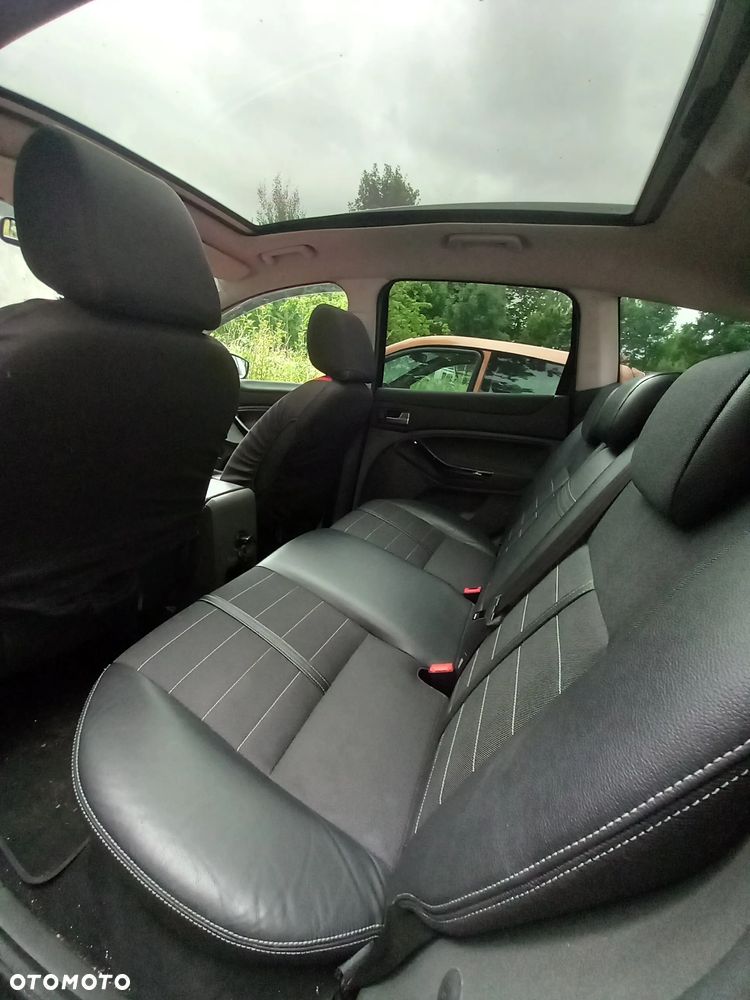 Ford Kuga 2.0 TDCi 4WD Titanium - 20