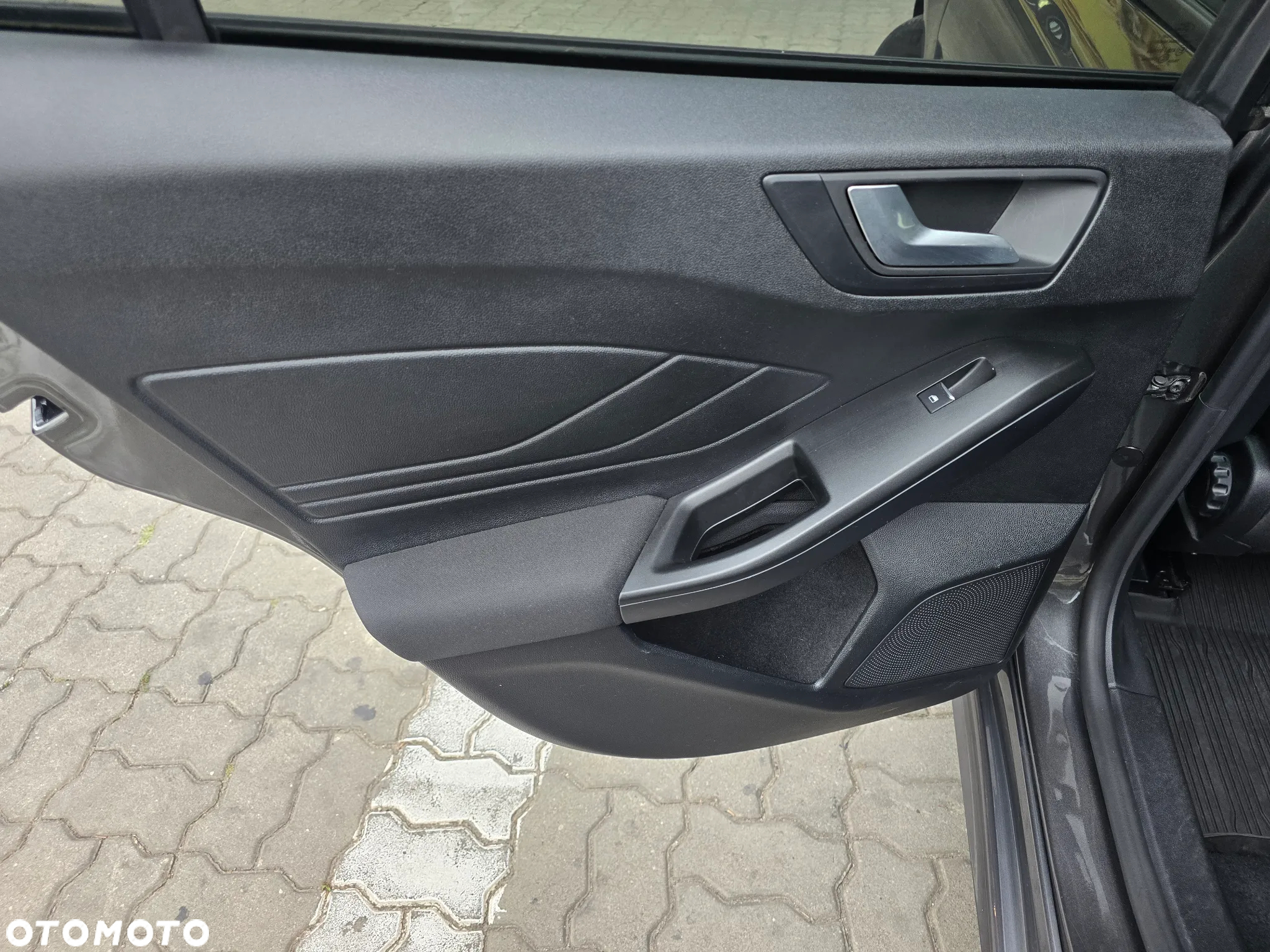Ford Focus 1.0 EcoBoost ST-Line - 11
