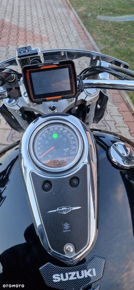 Suzuki Boulevard - 3