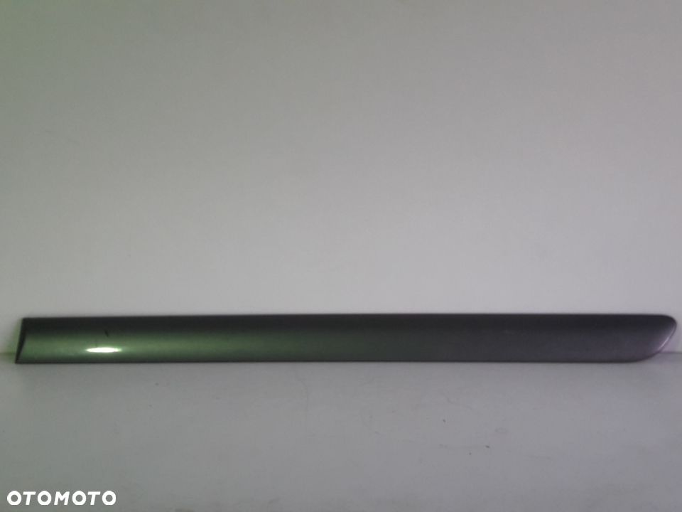 LISTWA DRZWI LEWA TYL VW GOLF V 5 SLASK WYSYLKA VAT - 1